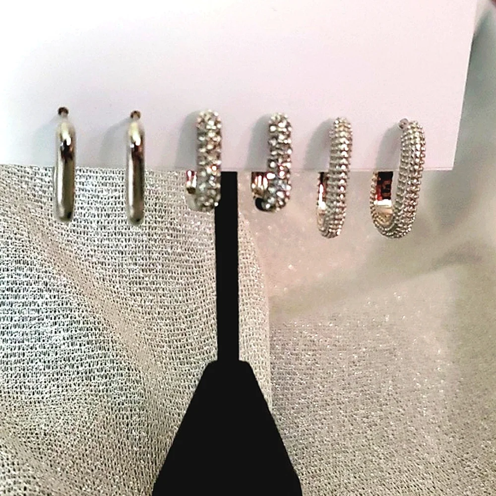Silver Tone Earrings‎